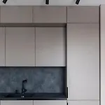 Spacious Luxury With Parking *