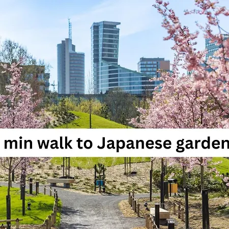 Spacious Luxury With Parking Апартаменты *